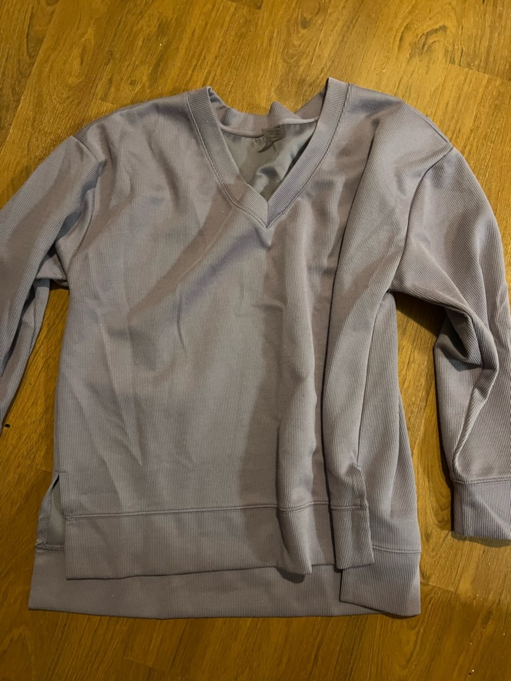 Danskin Lavender Ribbed V-Neck Pullover